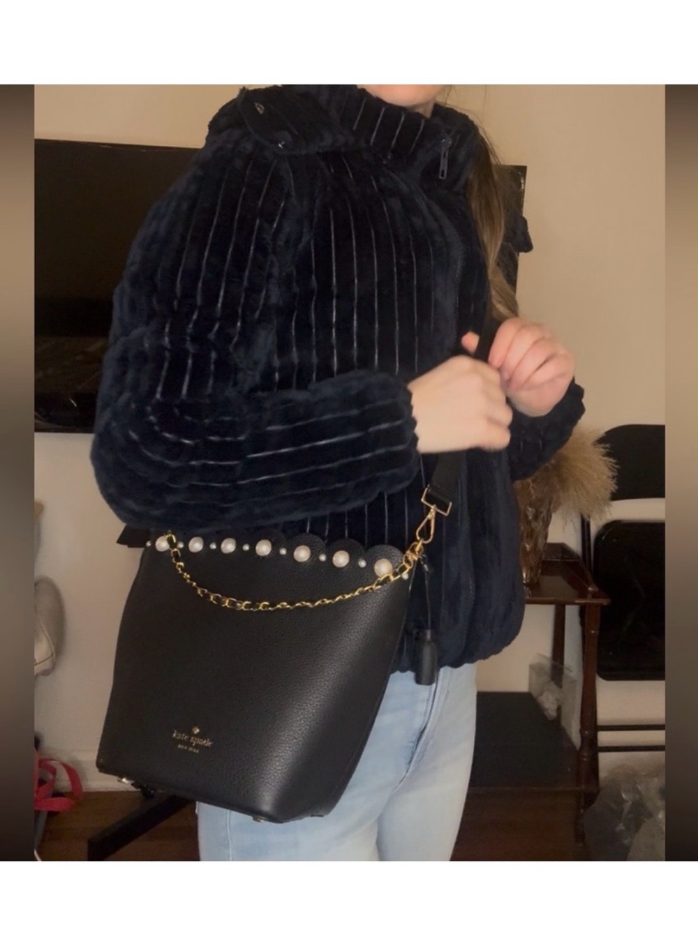 Kate Spade Black and‎ Gold crossbody Bag, with free chain for handbag